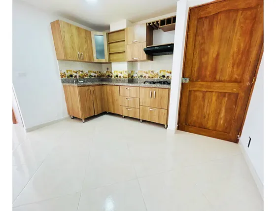 Apartamento En Venta  2do Piso En Unidad Cerrada Con Ascensor