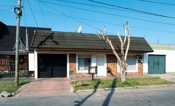 Venta 2 Casas En 1 Oportunidad Florencio Varela