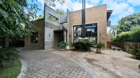 Venta Casa 350 M² Country San Carlos Lote Central 850 M² Pileta Parrilla