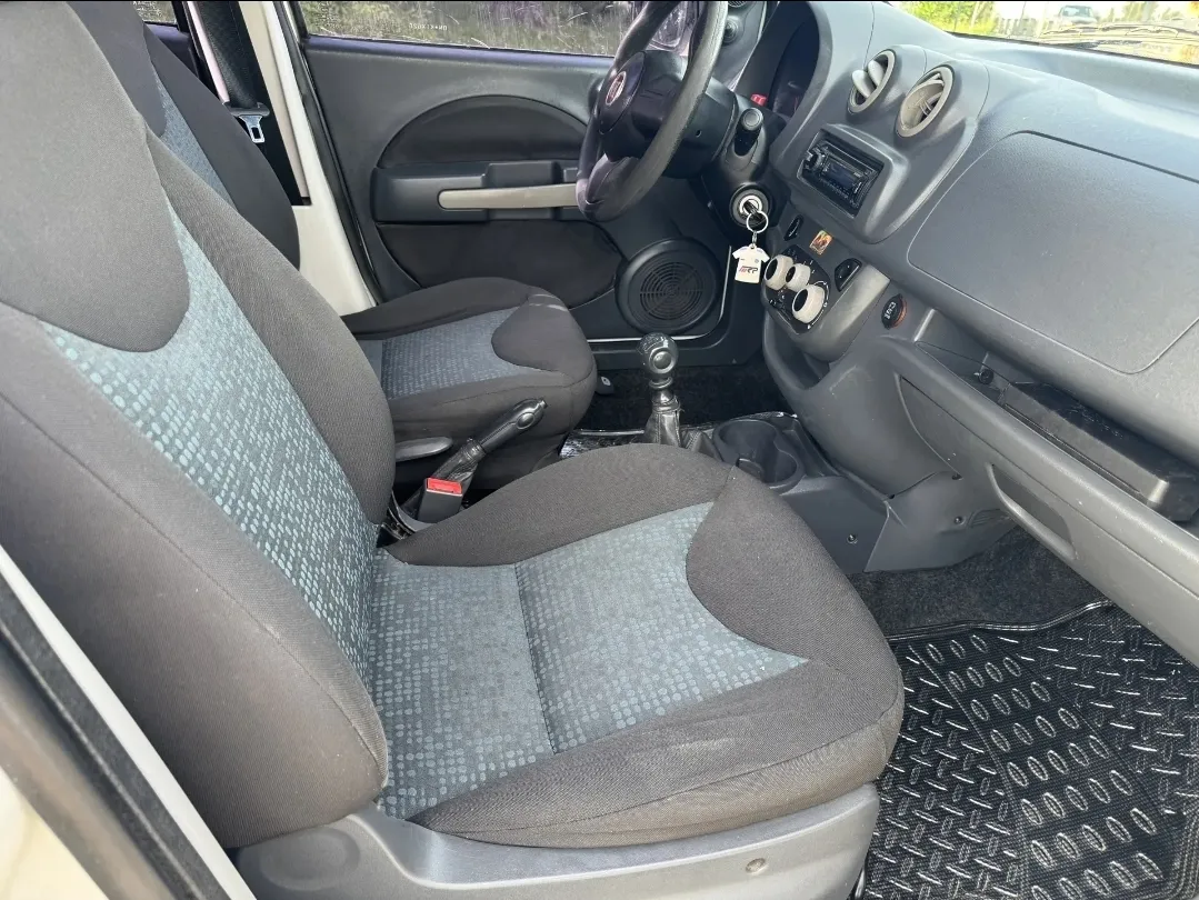 Fiat Uno 1.4 Sporting5250911567361024010