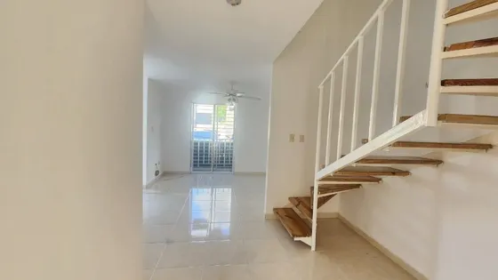 Casa Dúplex En Venta, Colinas Del Viento Jacobo Majluta