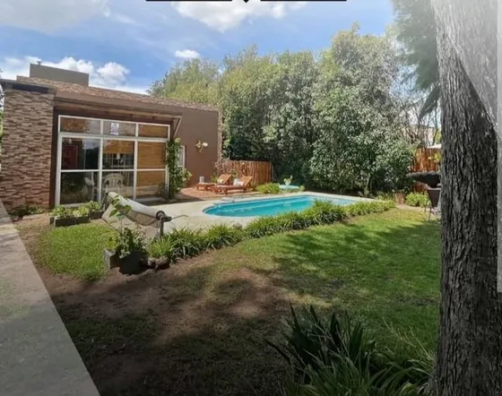 Casa En Venta En Barrio Cerrado Cardenal Del Monte