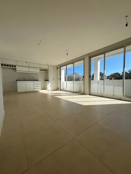 Venta 2 Y 3 Ambientes A Estrenar Cochera Y Terraza Zona Centro Lucila Del Mar A Metros Del Mar 