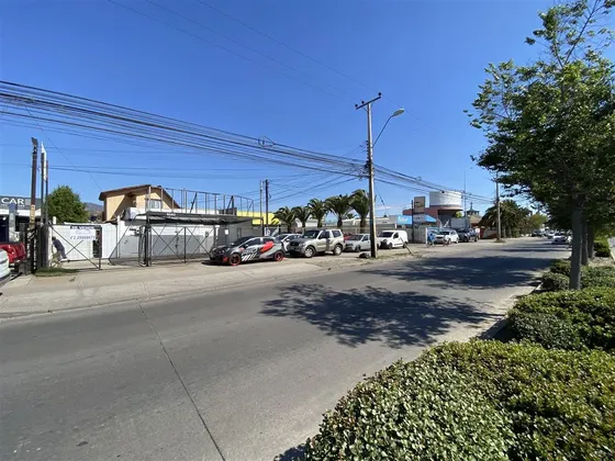 Casa En Venta De 5 Dorm. En La Serena, Balmaceda
