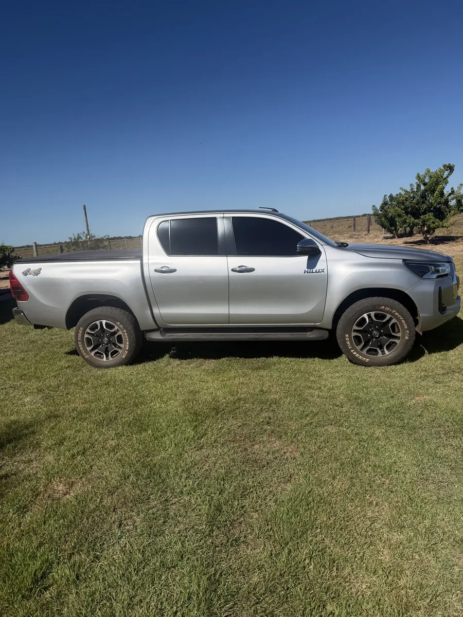 Toyota Hilux 2021 2.8 Tdi Srx Cab. Dupla 4x4 Aut. 4p 204 Hp — foto 3
