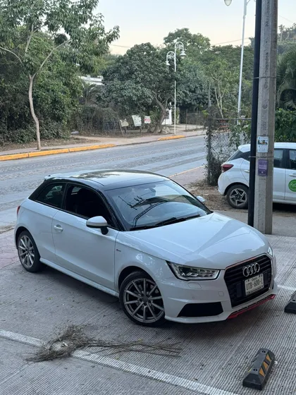 Audi A1 1.8 Sportback S- Line S-tronic Dsg