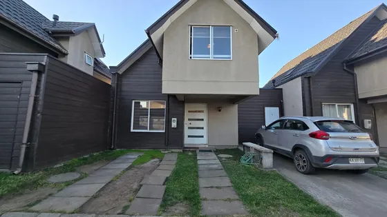 En Venta- Hermosa Casa En Condominio Raíces