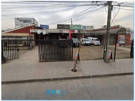 Metro Lo Cruzat / Osvaldo Lira
