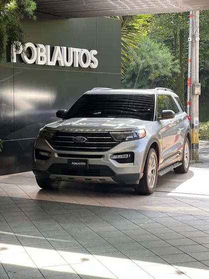 Ford Explorer Xlt