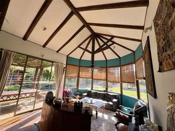 Los Ciruelos 5000-260m2 Quincho,taller,home Office Piscina