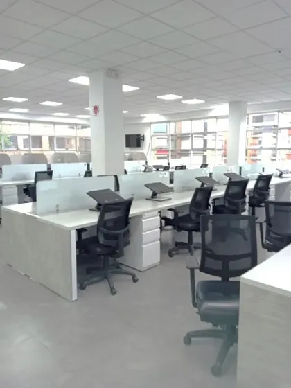 Arriendo Oficina Comercial