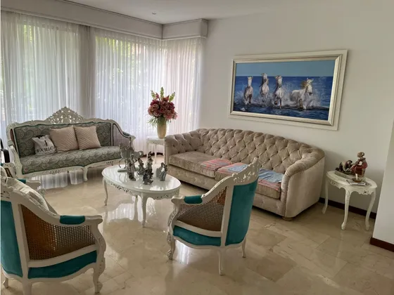 Venta Apartamento De 190mts2 Ciudad Jardín, Sur De Cali 8602.