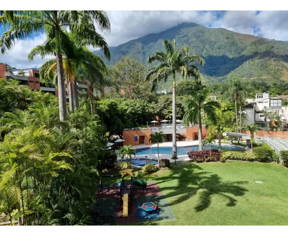 Vendo/alquilo Apartamento 140m2 Los Chorros 8995