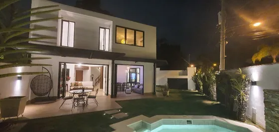 Casa En Proyecto Cerrado Cuesta Hermosa 1