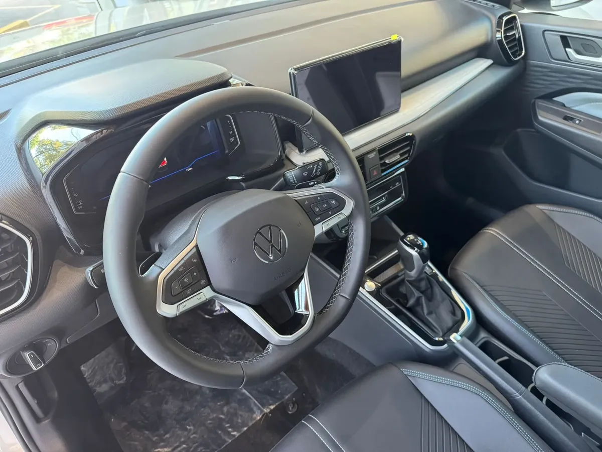 Volkswagen Tera 1.0T 170 TSI Outfit AT65675492606081124