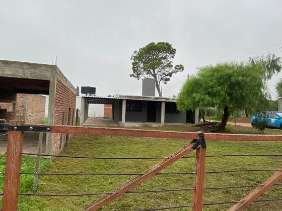 Venta Casa 2 Dormitorios Embalse Con Cochera