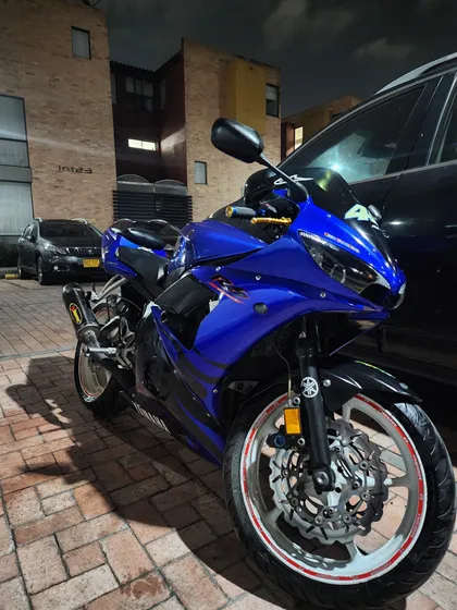 Yamaha R6