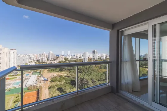 Alquiler Apartamento Tres Dormitorios Punta Del Este Edificio Look Brava