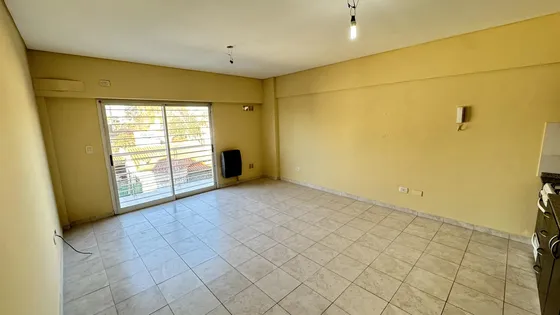 Departamento Monoambiente En Alquiler En Lanús