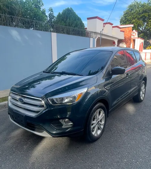 Ford Escape Se Americana
