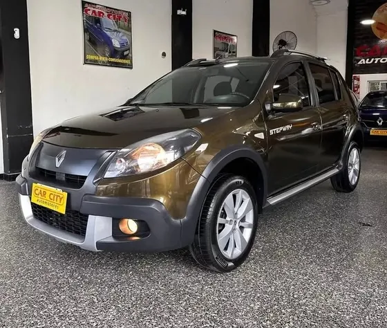Renault Sandero Stepway 1.6 Privilege Plus 105cv