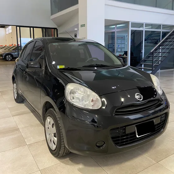 Nissan March 1.6 Visia 107cv May13