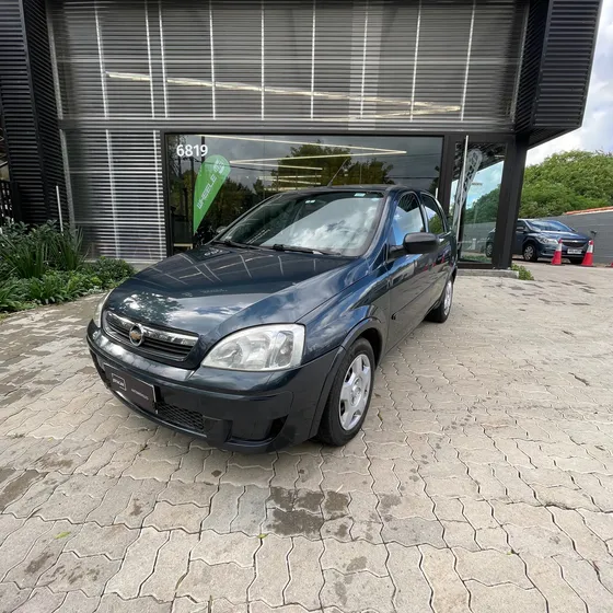 Chevrolet Corsa 1.8 Gl Sedan