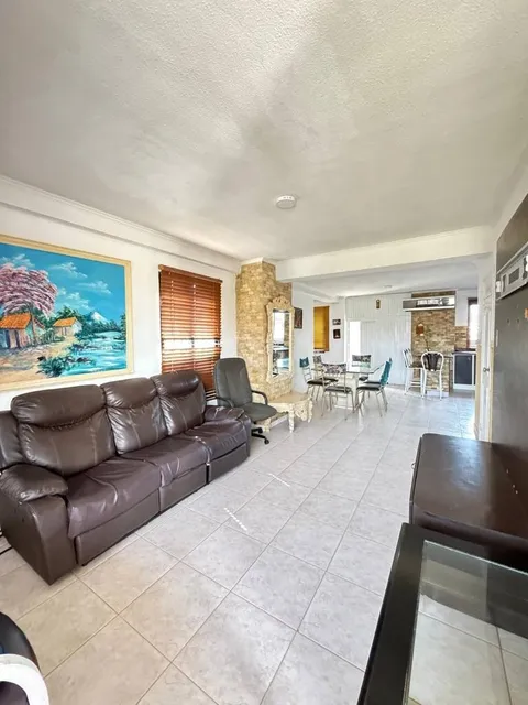 Apartamento Duplex C.r Aponwao - Nueva Barcelona