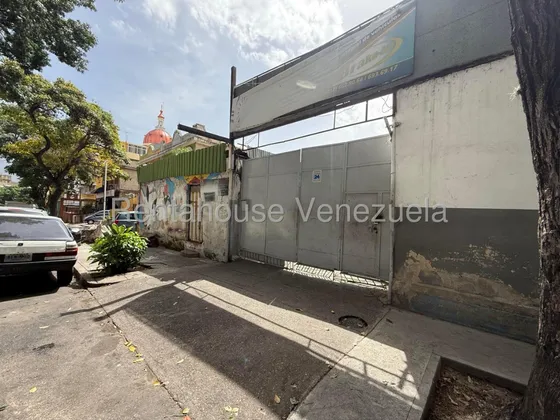 Galpón A Pie De Calle Para Múltiples Usos! 25-23591
