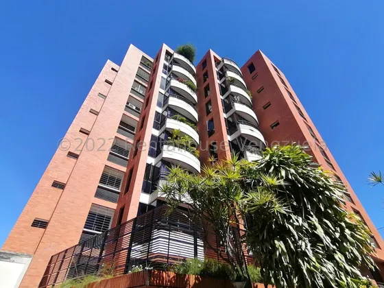 Venta Magnifico Apartamento Con Una Ubicación Privilegiada En El Este De Barquisimeto Urb Nueva Segovia $ Profesional Inmobiliario Mehilyn Perez $