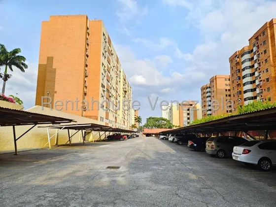 Alquiler De Apartamento En El Este De Barquisimeto Codigo 2 5 8 7 0 9 Mildred, Se Ofrece Amoblado Para Ti, En Excelente Ubicación  Y Buen Precio, Aprovecha Esta Oportunidad, Conjunto Con Planta Elec