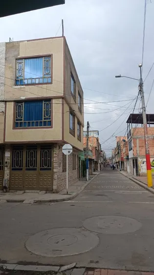 Vendo Casa Bogotá Bosa $300 Millones. Permuto Por Menor Valor En Tocancipa O Cercanias. Proponga 