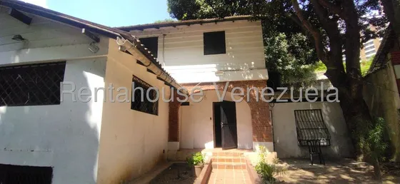 En Alquiler Amplia Casa Para Adecuar, En El Rosal, Mls 25-17055- Mjs.