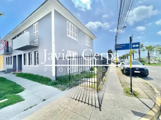 Casa Con Excelente Ubicación En El Llano
