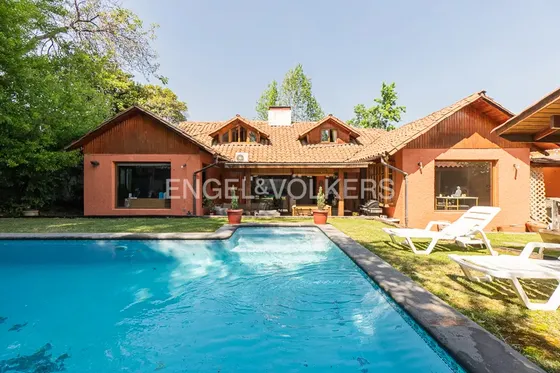 Impecable Y Segura Casa En La Reina