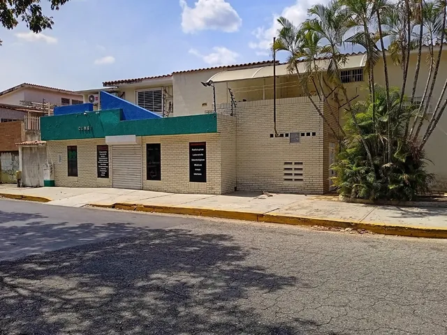 Centro Clinico Trigal Norte, Valencia. Luisa Mezones Vende.