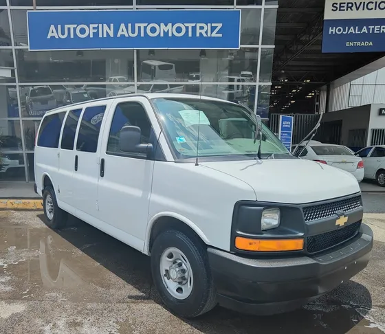 Chevrolet Express 6.0ls C 15 Pas At