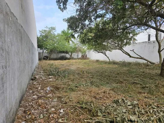 Terreno En Venta En Montebello, Merida.