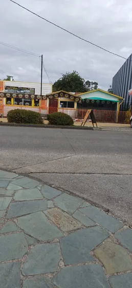 Casa Con Amplio Terreno En Carelmapu 