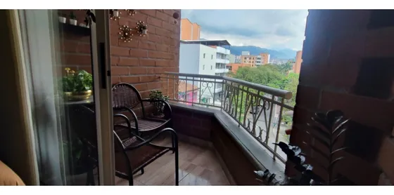 Venta De Apartamento Sector Laureles En Medellín