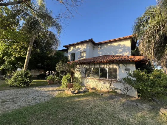 Casa En Alquiler Temporal En Bella Vista
