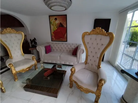 Venta De Casa De 313mt2 En La Hacienda, Sur De Cali 7469.