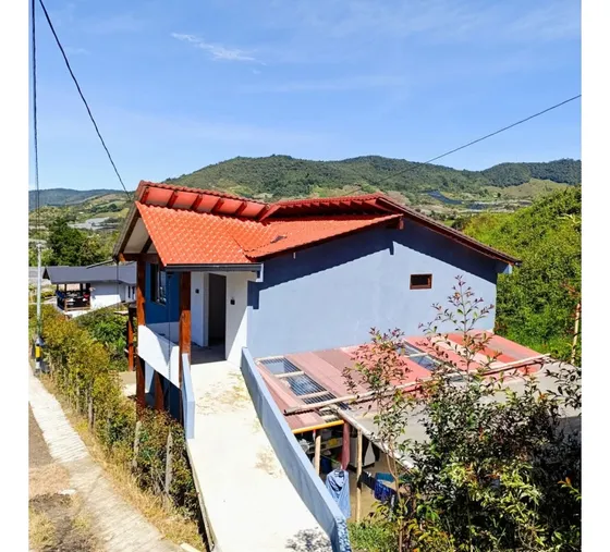 Casa Rural En Venta Carmen De Viboral, 100 M2. Proidiviso