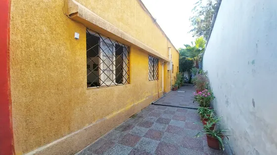 Casa 3 Dorm. Condominio Seguro 100% Sólida Venta Santiago