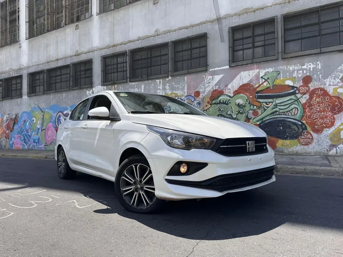 Fiat Cronos 1,8 Precision
