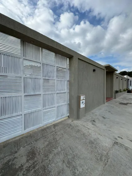 Venta De Cómoda Casa En Valles De Camoruco Calle Cerrada 285791