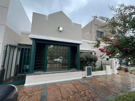 Venta Casa 3 Dormitorios Llavallol