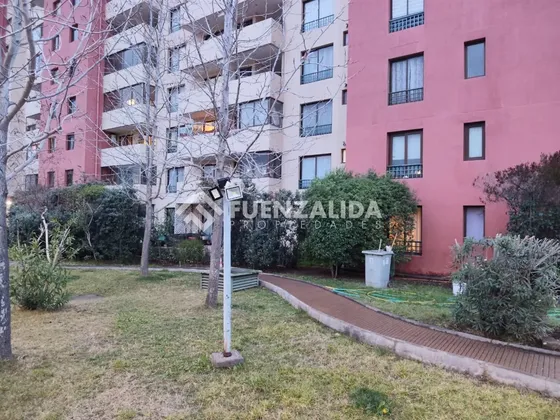Departamento En Venta De 2 Dorm. En La Florida