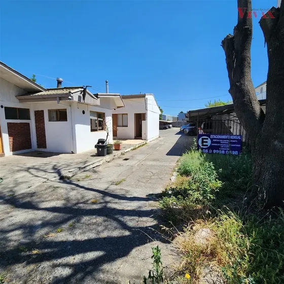 Casa En Venta De 4 Dorm. En Curicó