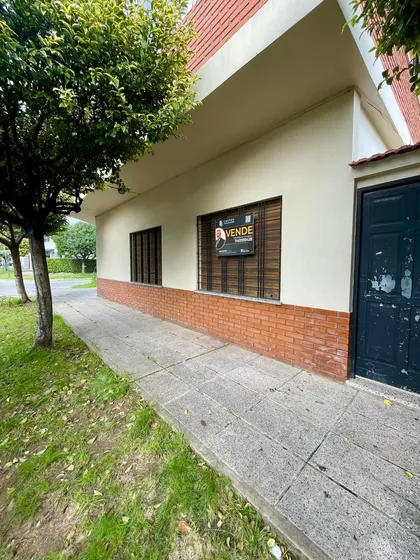 Casa 4 Ambientes En Venta En Palomar Apto Credito